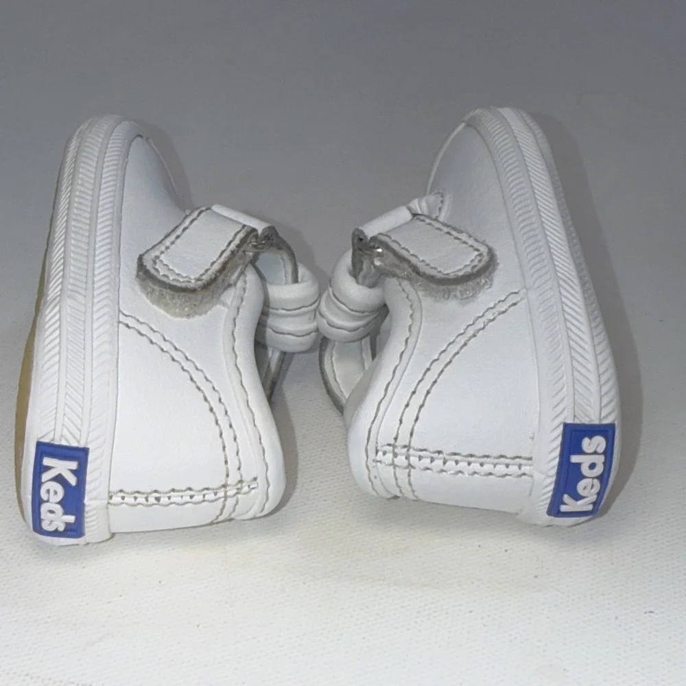 Keds Toddler Size 1 Daphne T-Strap Classic White Leather Mary Jane Girls Walking